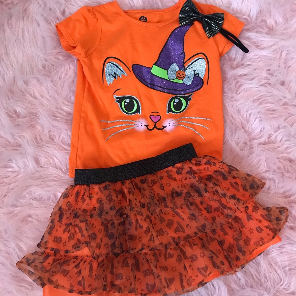 NWOT Halloween Set